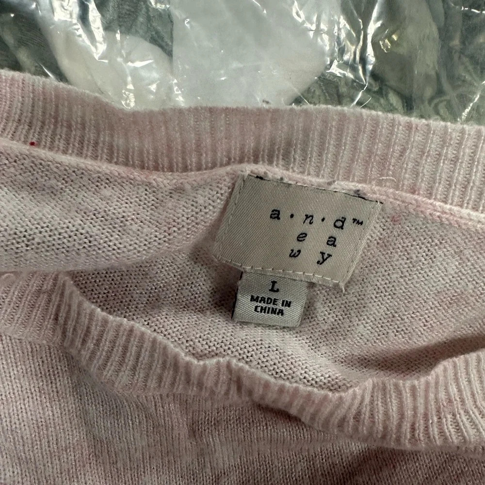 Color Block Sweater - Picture 2 of 4